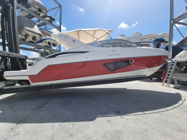 Phantom 303 Ano 2015 x2 Mercruiser QSD 150 HP ñ Focker Triton Armada Cimitarra Real 