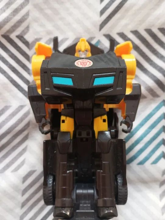 Transformers Bumblebee noturne original - Foto 2
