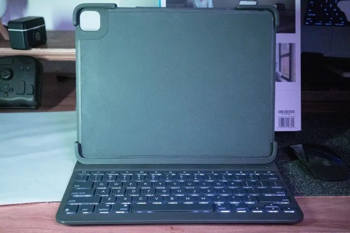 iPad Capa Logitech Slim Folio 12,9454806488892067841