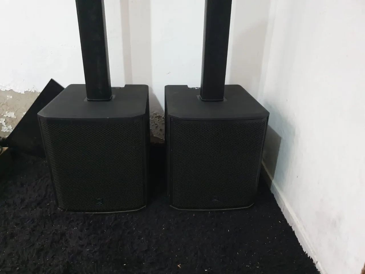 Caixa Turbosound Ip2000 (Par) 