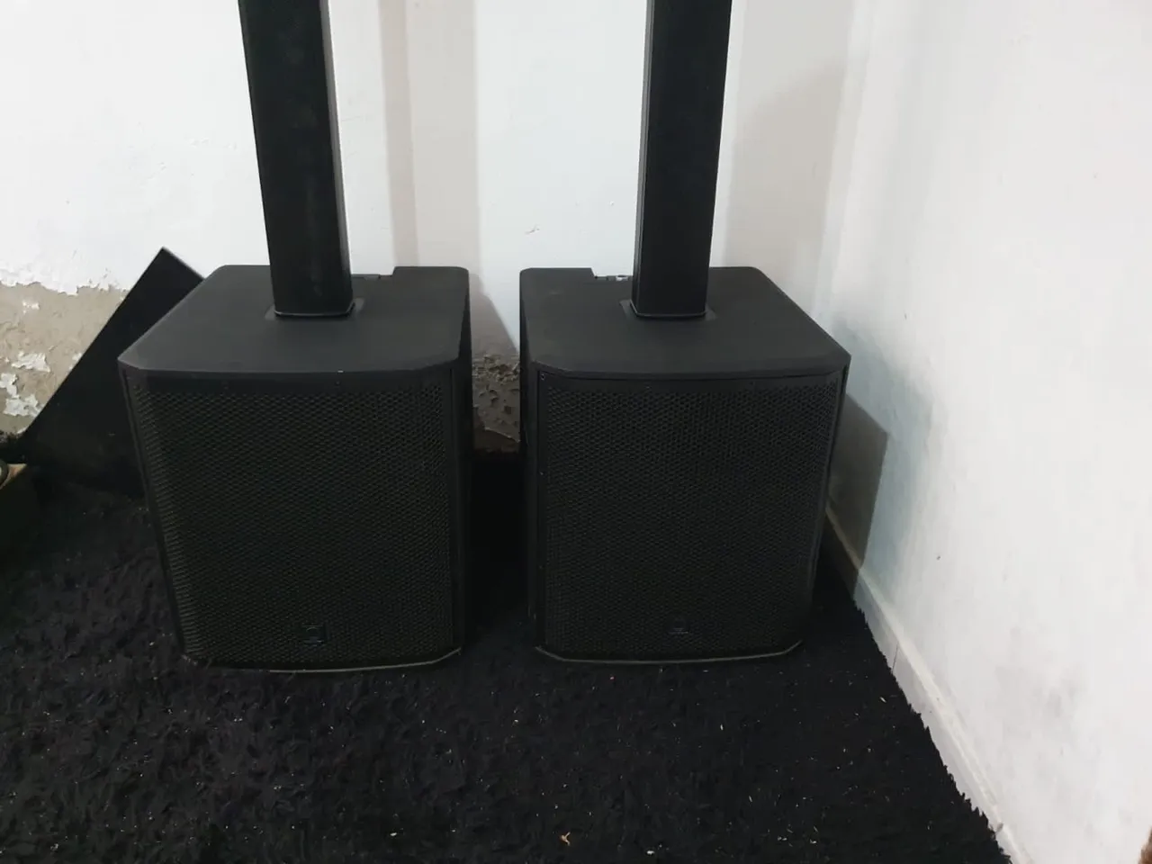 Caixa Turbosound Ip2000 (Par)