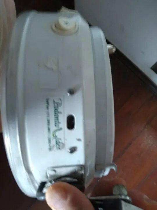  Exaustor luminária para podólogo marca podontolider-usado - Foto 4
