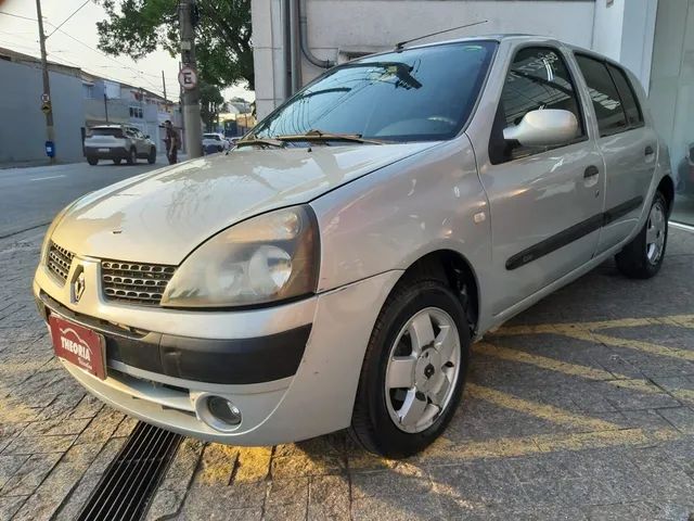 RENAULT CLIO RT/ PRIVIL. 1.0/1.0 HI-POWER 16V 5P 2004 - 1275186700 | OLX