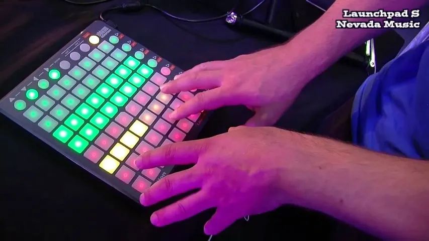 Interface Controladora Novation Novation launchpad S