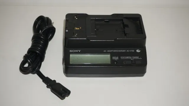 Carregador de bateria Sony AC-V700 Super novo e original