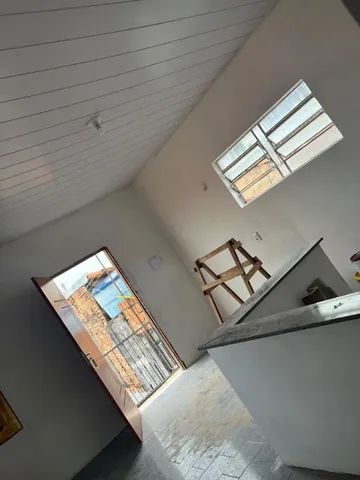 Vende-se casa(já alugada por 2.200,00) 2 andares com terreno na frente:na 13 de maio - Foto 4