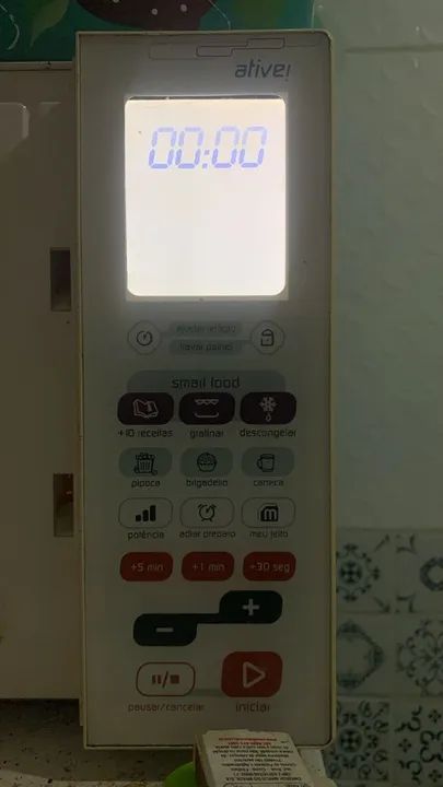 Micro-ondas Brastemp - Potente e elegante! - Foto 2