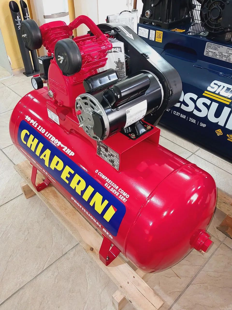 Compressor de Ar Chiaperini 10 pés 140psi 110L Profissional (Loja) - Foto 3