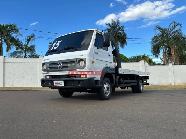 VOLKSWAGEN DELIVERY 8-160