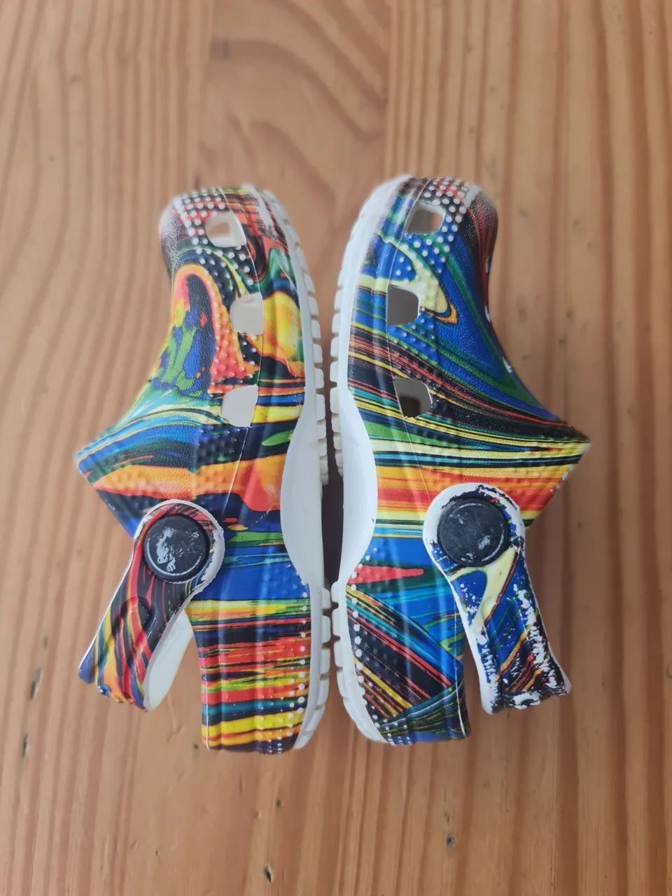 Sandálias Crocs Infantil - Coloridas e Estilosas - C6 / BR 24 - Foto 5