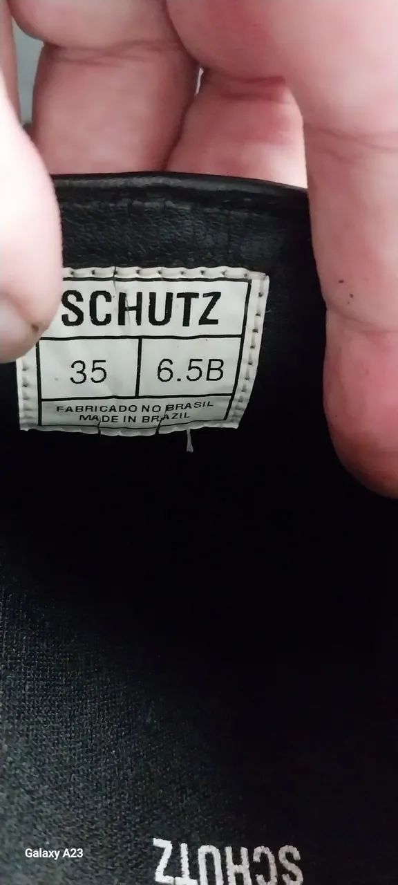 Tênis Schutz original número 35 excelente estado  - Foto 4