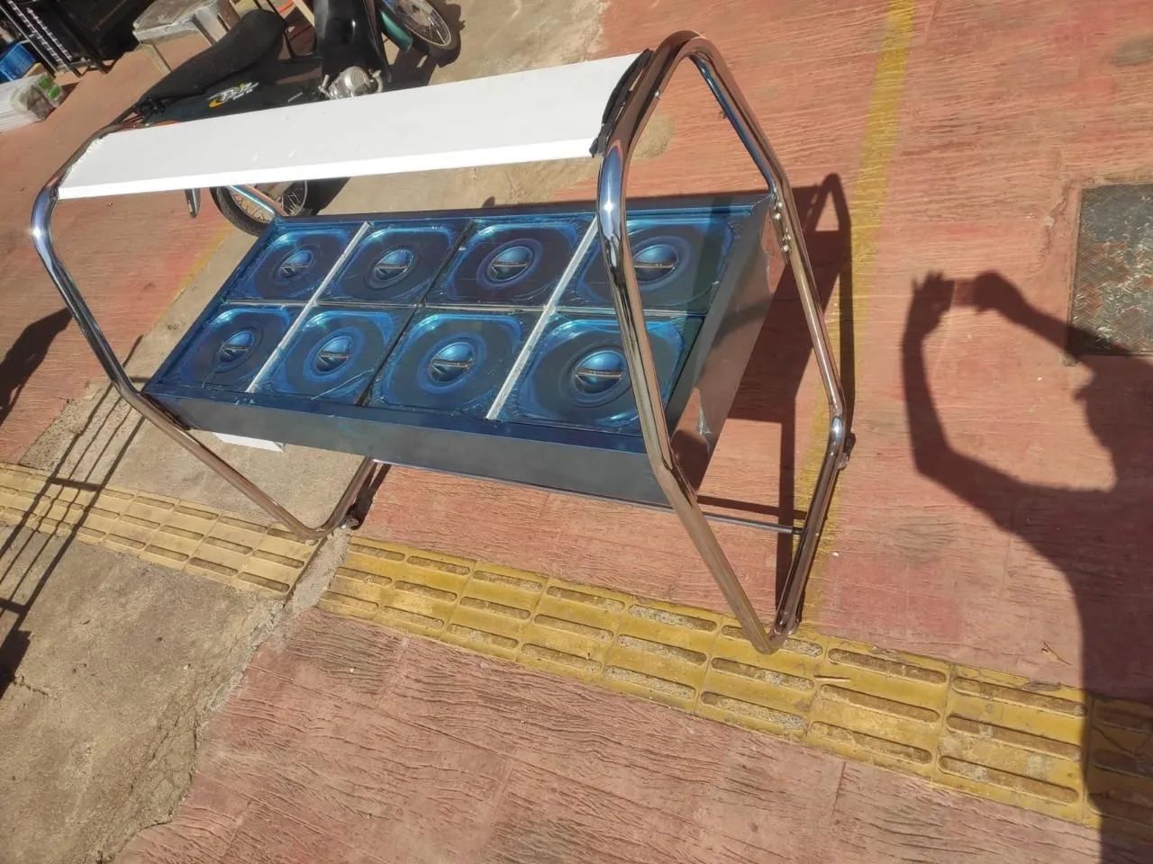 Carrinho de Buffet para 8 Bandejas em Aço Inox - Foto 3