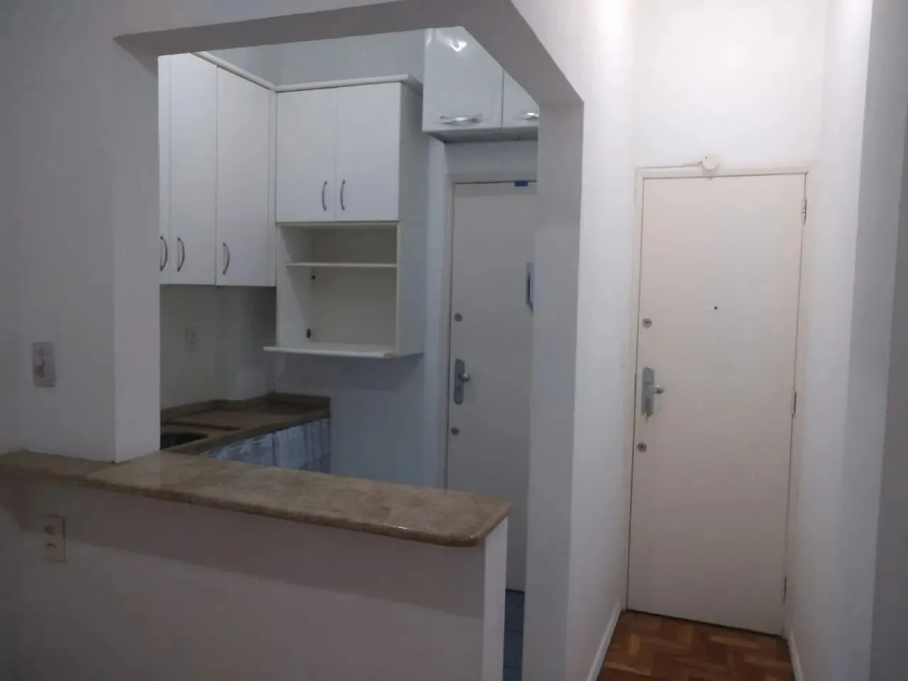 Imóvel para venda possui 51 metros quadrados com 1 quarto em Catete - Rio de Janeiro - RJ