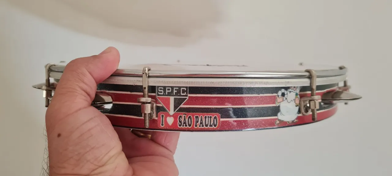 Pandeiro personalizado do São Paulo