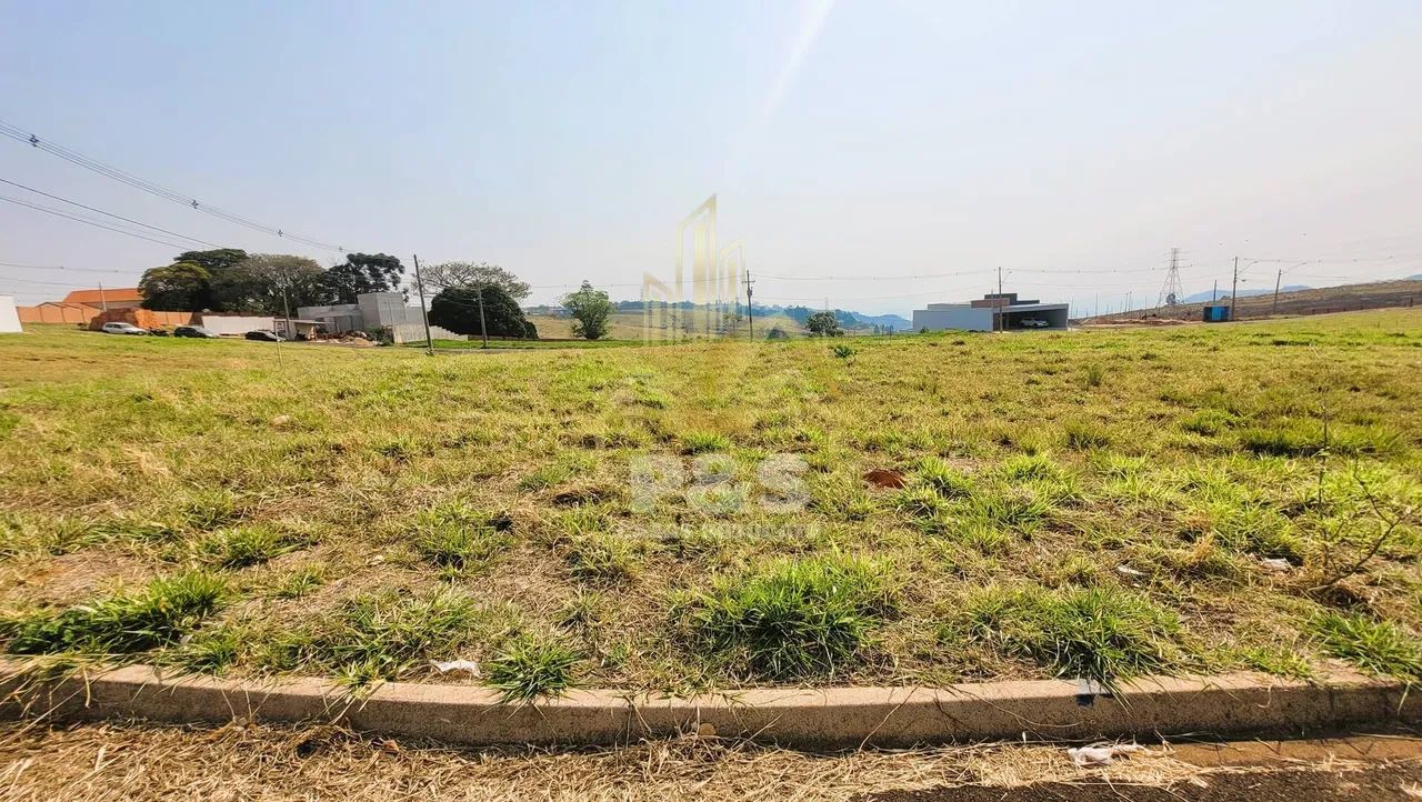 Terreno de esquina no Condomínio Mirante da Serra I, com 342 m². - Foto 4