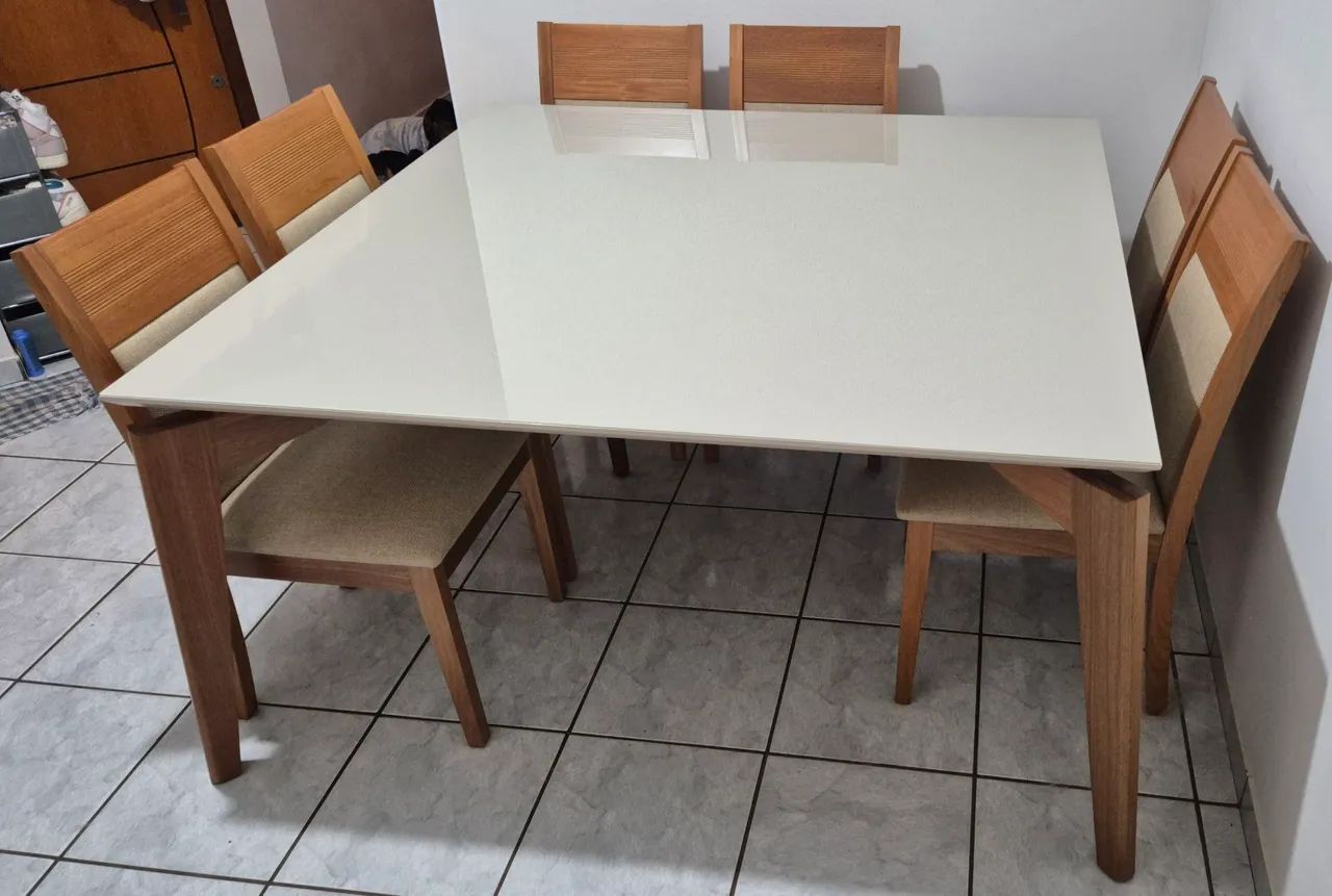 Mesa de Jantar Madeira Maciça com Tampo Vidro e  8 Cadeiras - Maschieto - Foto 2