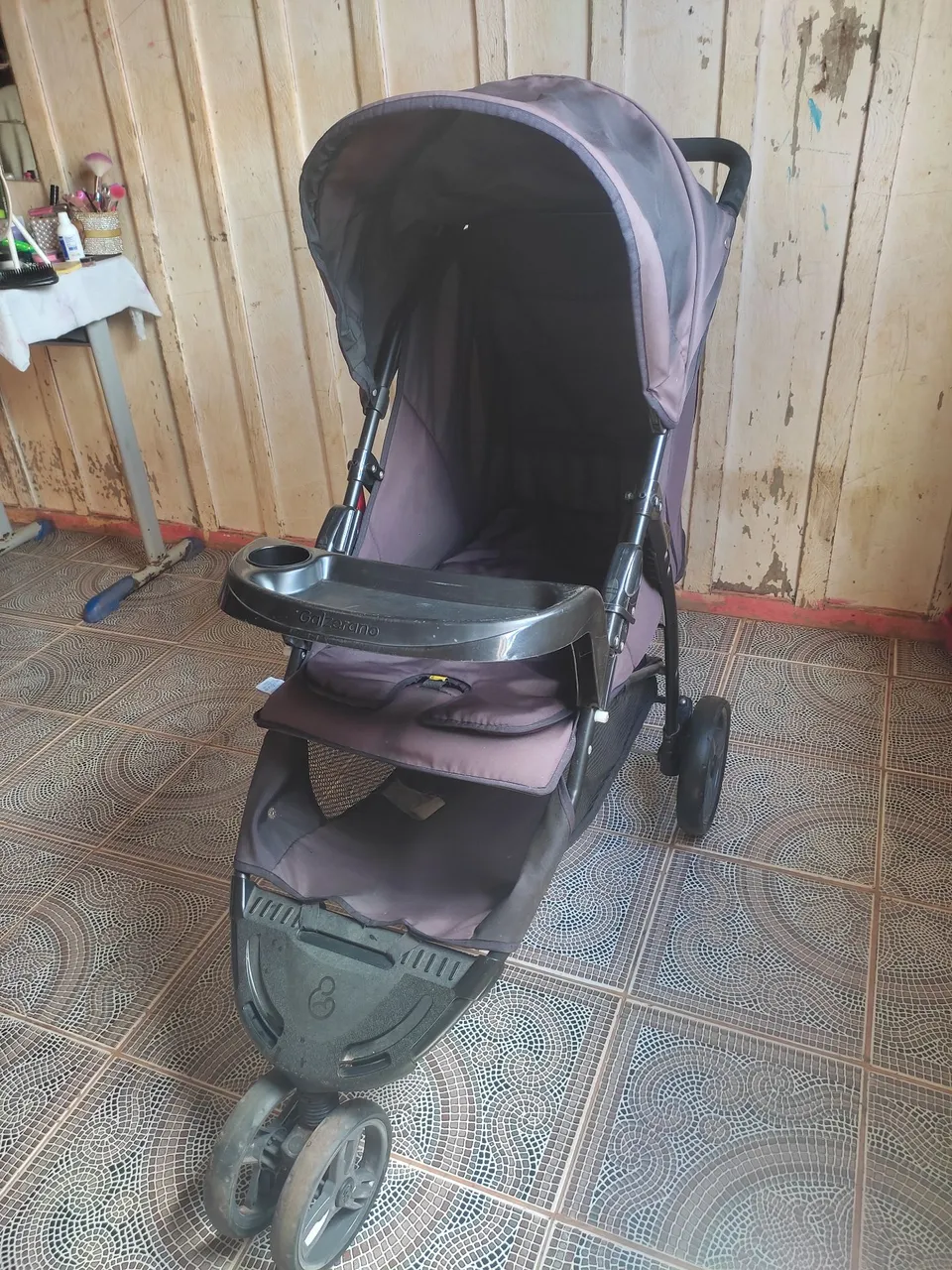 Carrinho de bebê Galzerano em Ótimo Estado