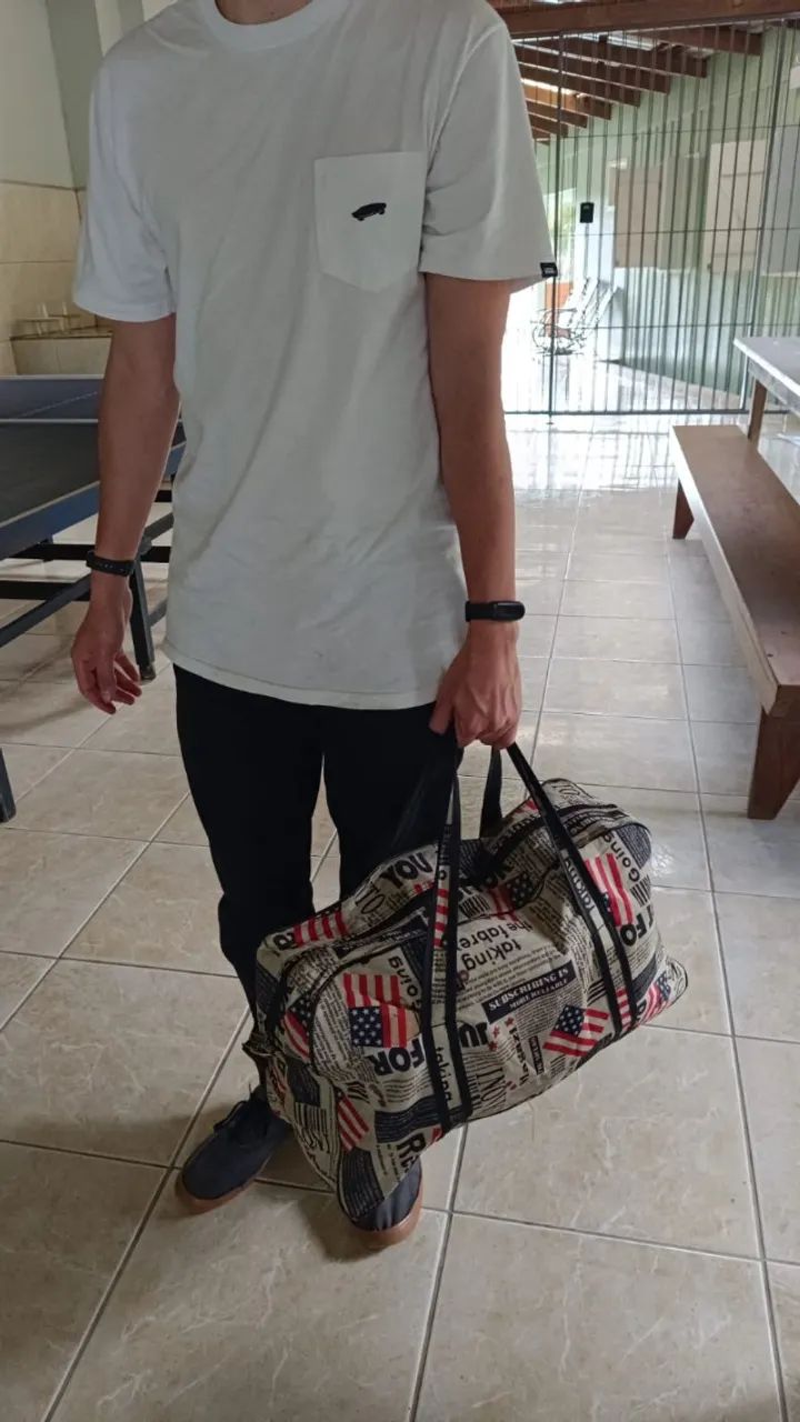 Bolsa de Viagem, 20cm largura, 56cm comprimento, 30cm altura - DESAPEGO - Foto 2