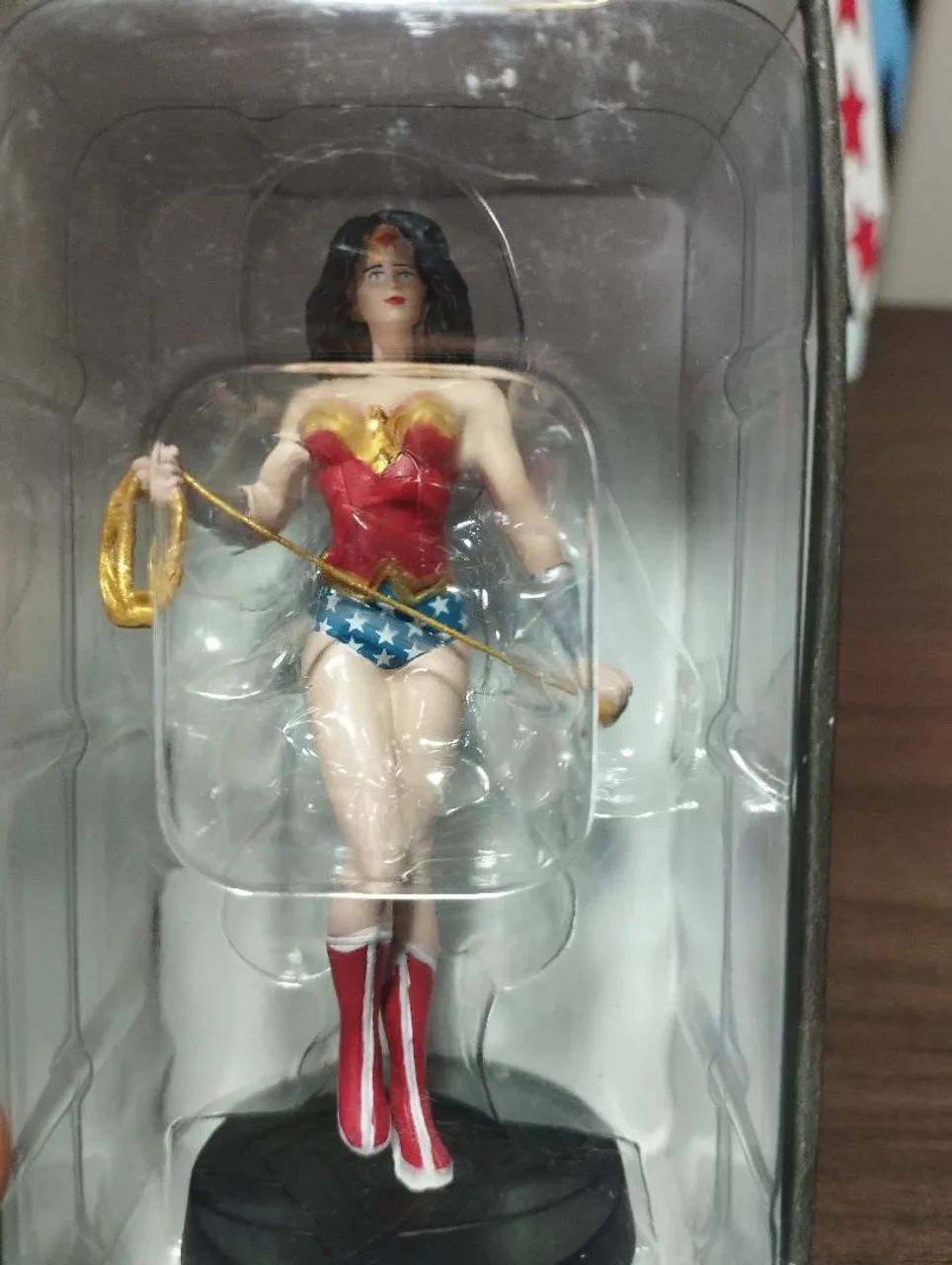 Miniatura Coleção Super-Heróis - Wonder Woman Mulher Maravilha  - Foto 2
