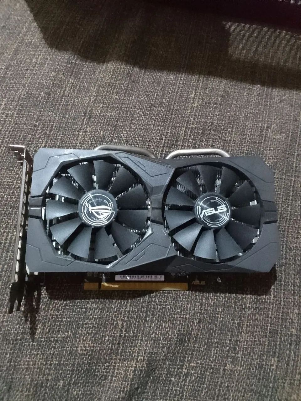 Placa de Vídeo ASUS Rog Strix RX 560 4GB - Foto 4