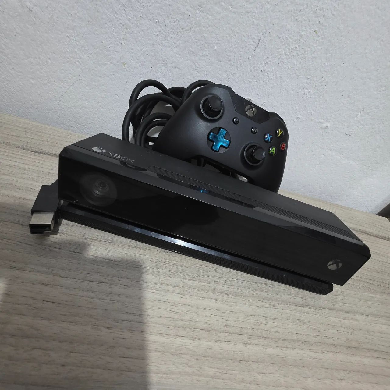 Acessórios de xbox One com Kinect e Controle