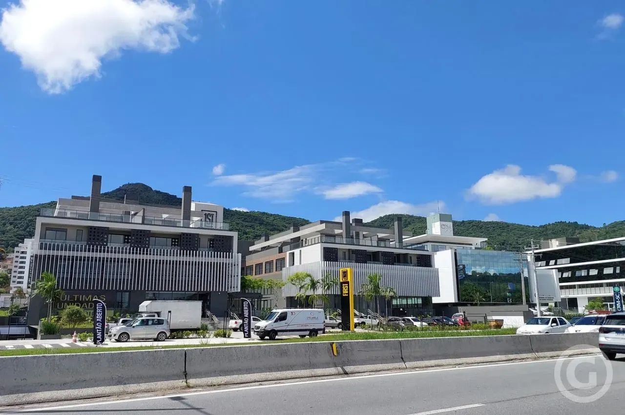 Loja moderna e espaçosa em local estratégico de Florianópolis - Foto 3
