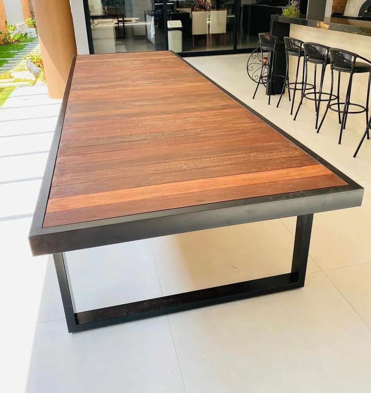Mesa de jantar rústica com design moderno - Foto 5