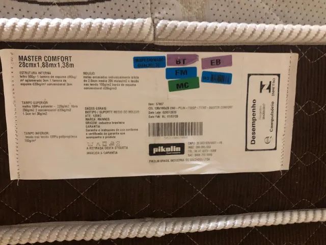Cama Box casal MANNES em excelente condição, com ótimo colchão - Foto 4
