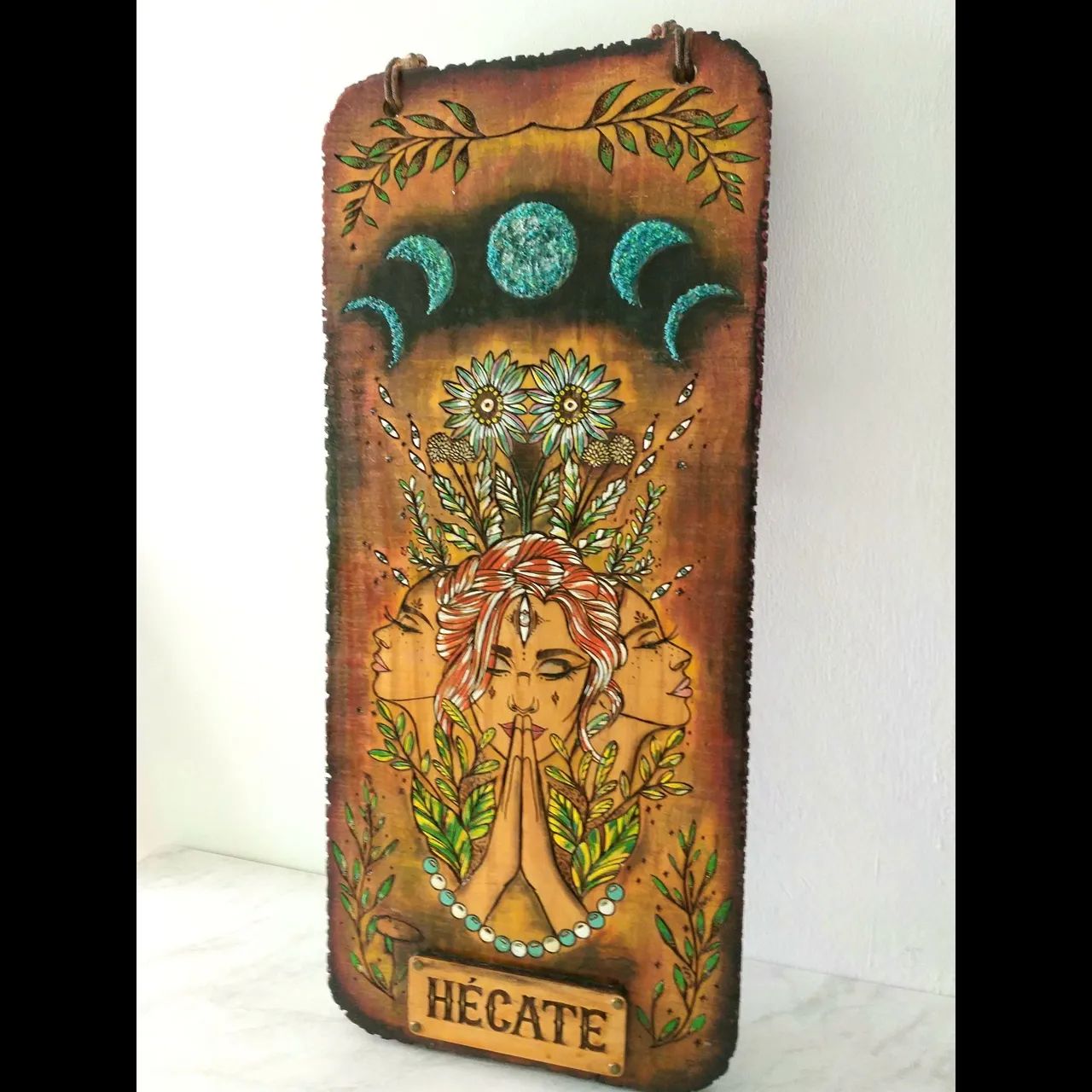 Hecate Quadro entalhado e pirografado - Foto 5