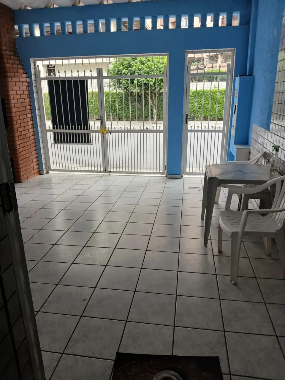 CASA GEMINADA  NO BAIRRO VILA  CAIÇARA COM 2 QUARTOS