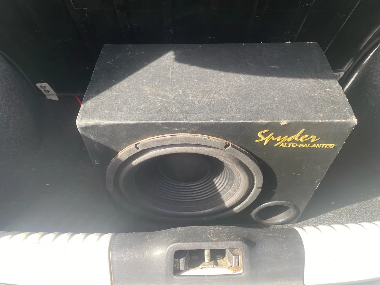 ? CAIXA SUB 12 BRAVOX COMPLETO ?