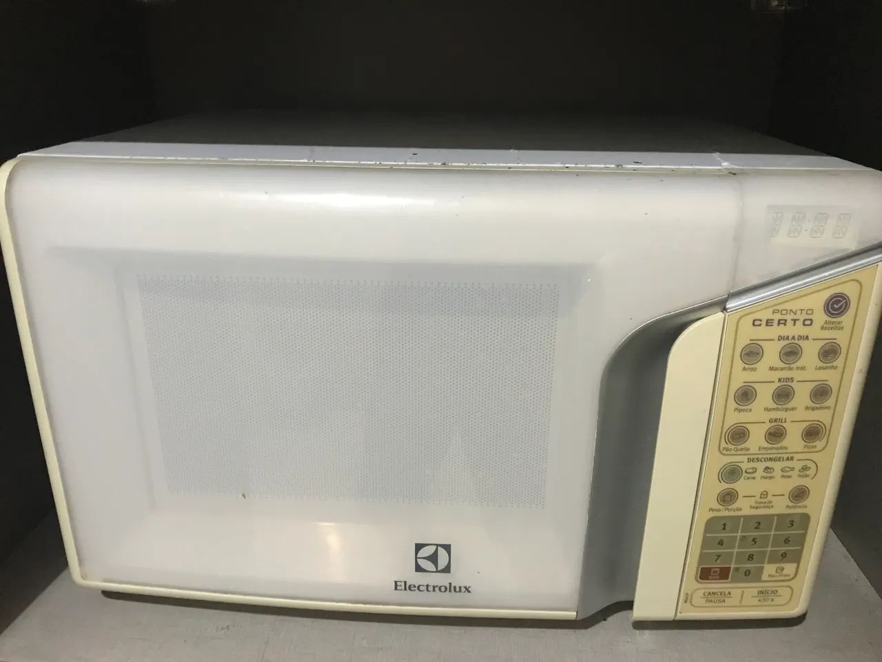 Microondas Electrolux64312208162561120