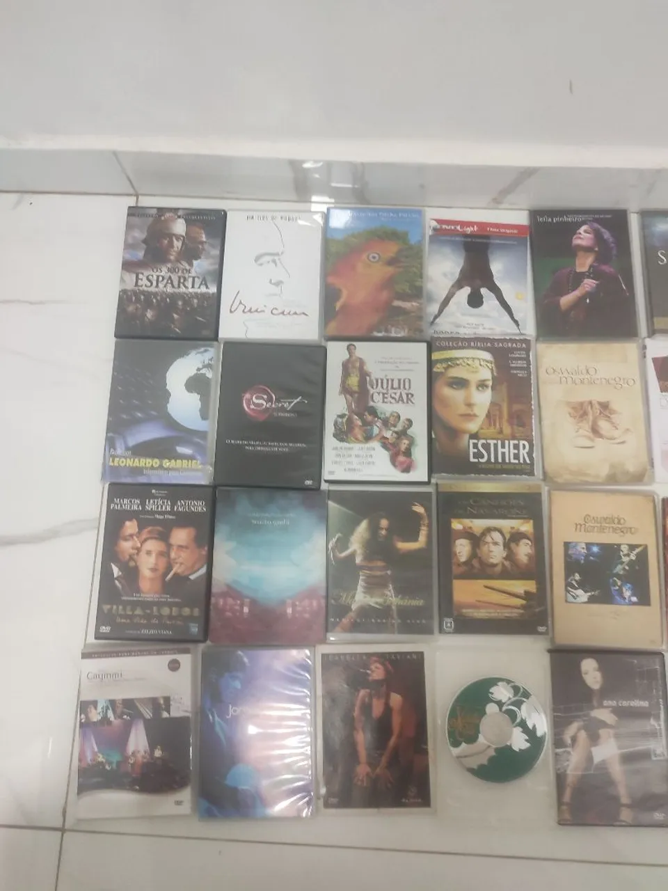 DVDs de filmes e shows