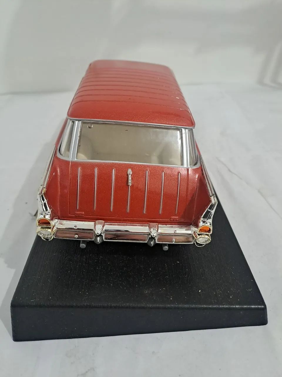 MINIATURE CHEVY NOMAD 1957 marque ROAD TOUGH 1/18 - Modélisme