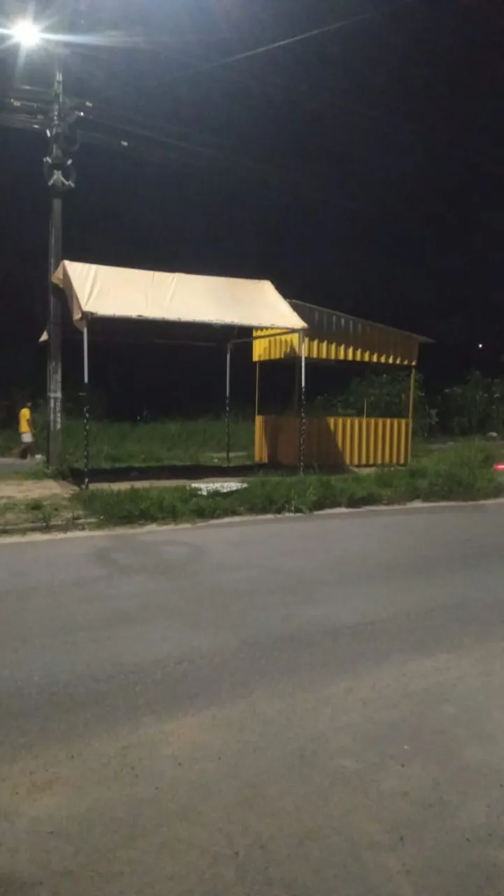 Vendo barraca em fabricação