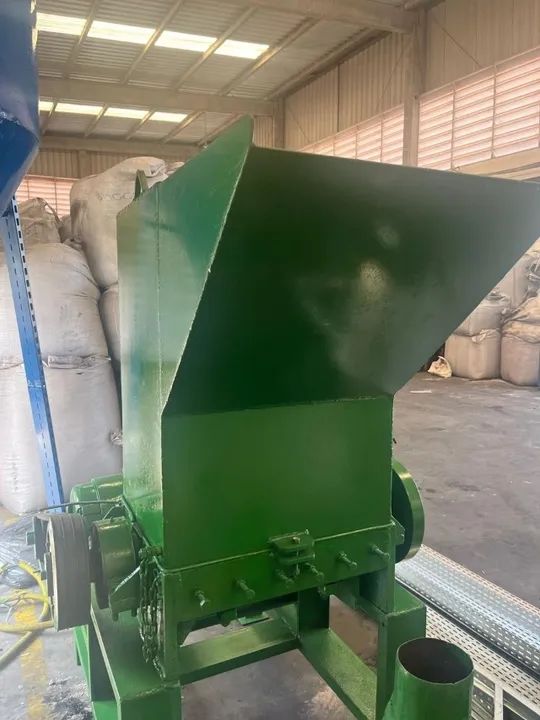 Moinho para plástico 650 X 500 25CV - Foto 4