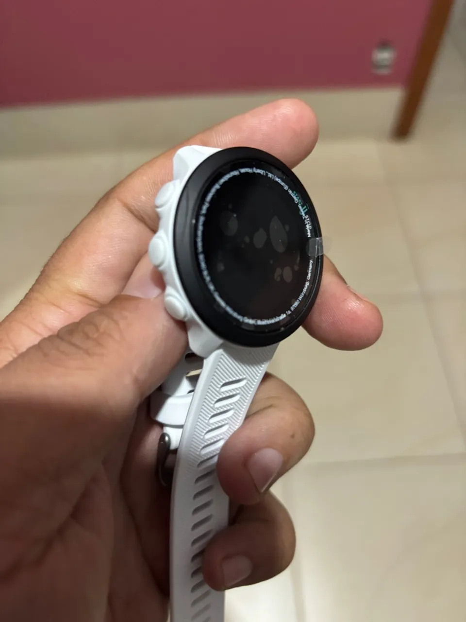 Relógio Garmin Forerunner 55- Branco novo com detalhe