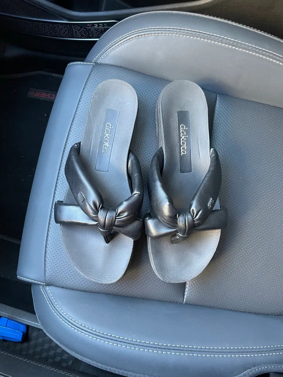 Chinelo num 39 feminino preto Dakota  - Foto 5