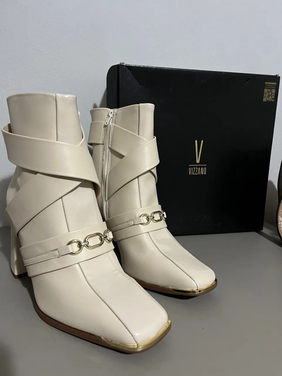 Bota Vizzano NOVA