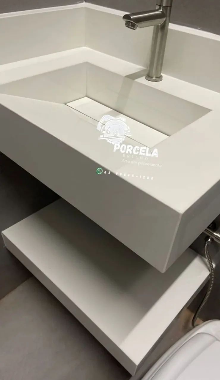 Kit pia e bancada em baixo 600$