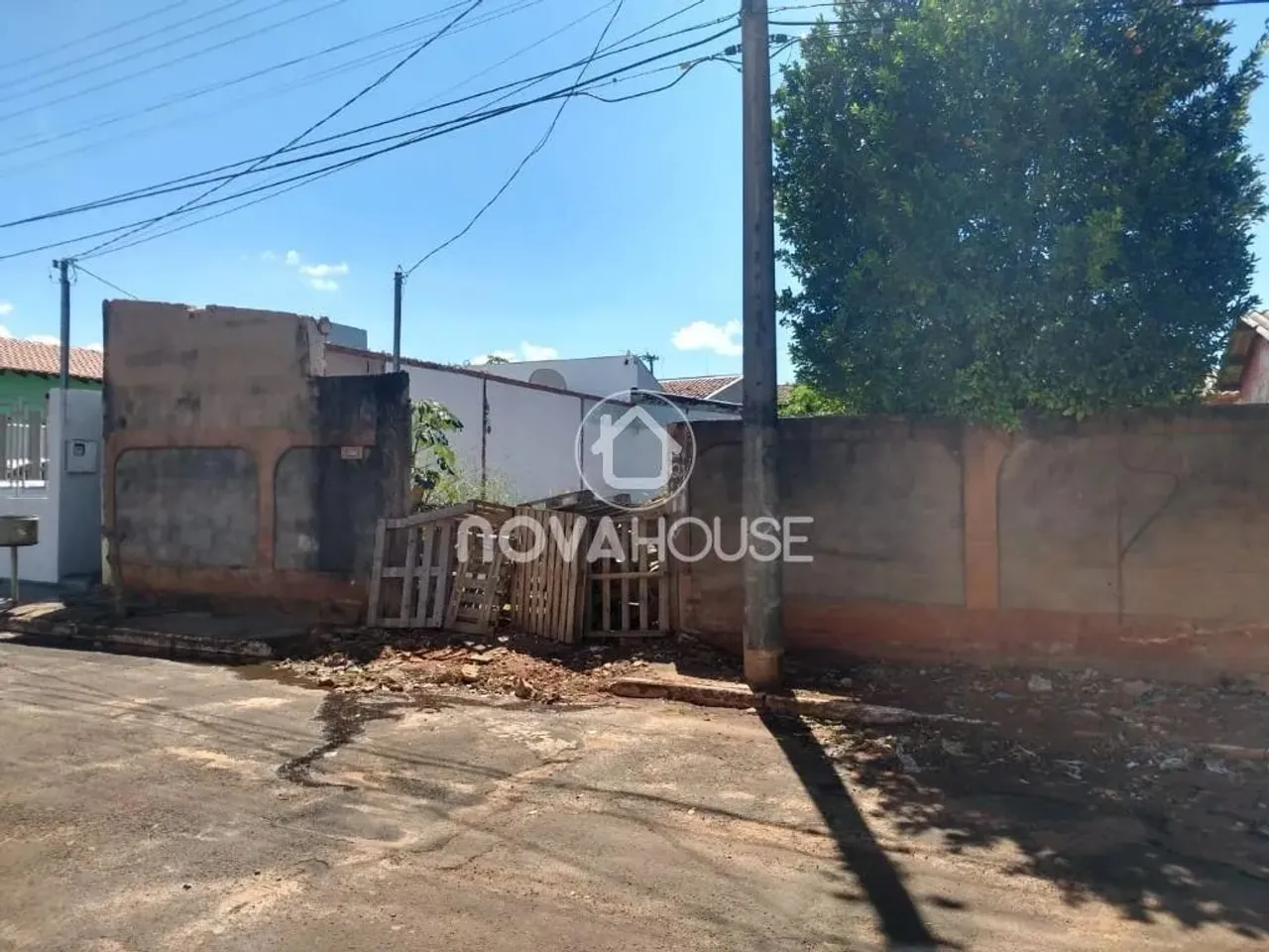 TERRENO 195 M² NO CONJ. HABITACIONAL MATA DO JACINTO