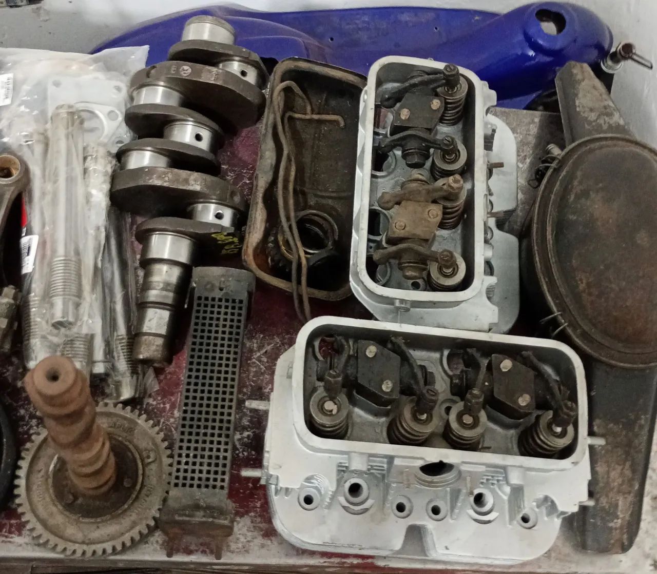 Lote peças de motor quase completo e várias peças 