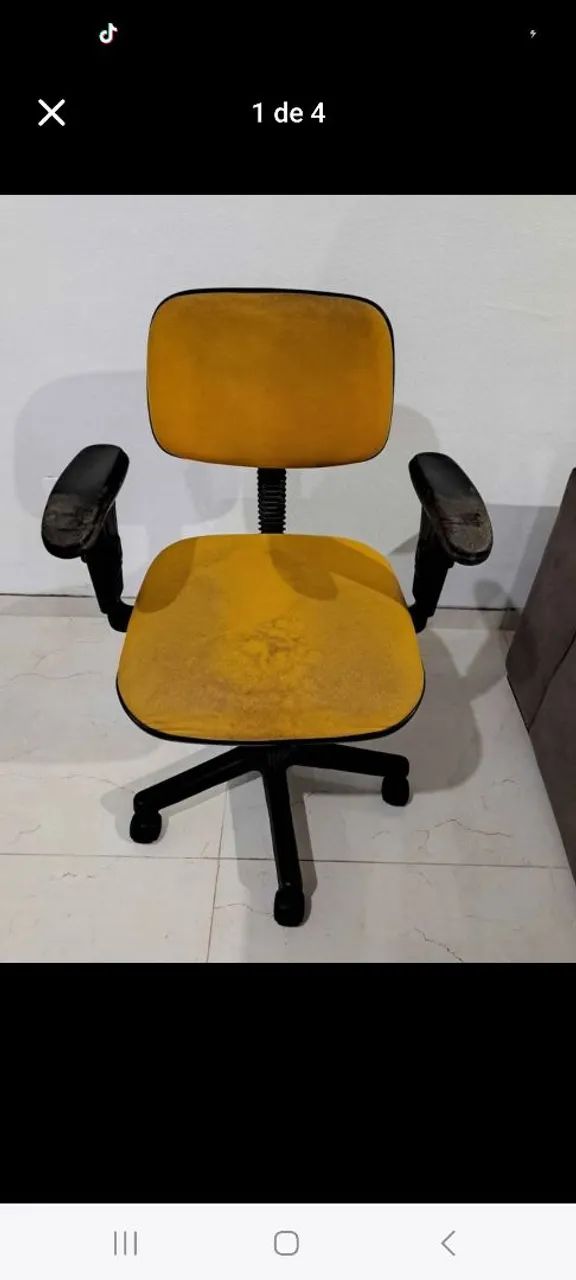 Cadeira de Escritório Giratória Amarela