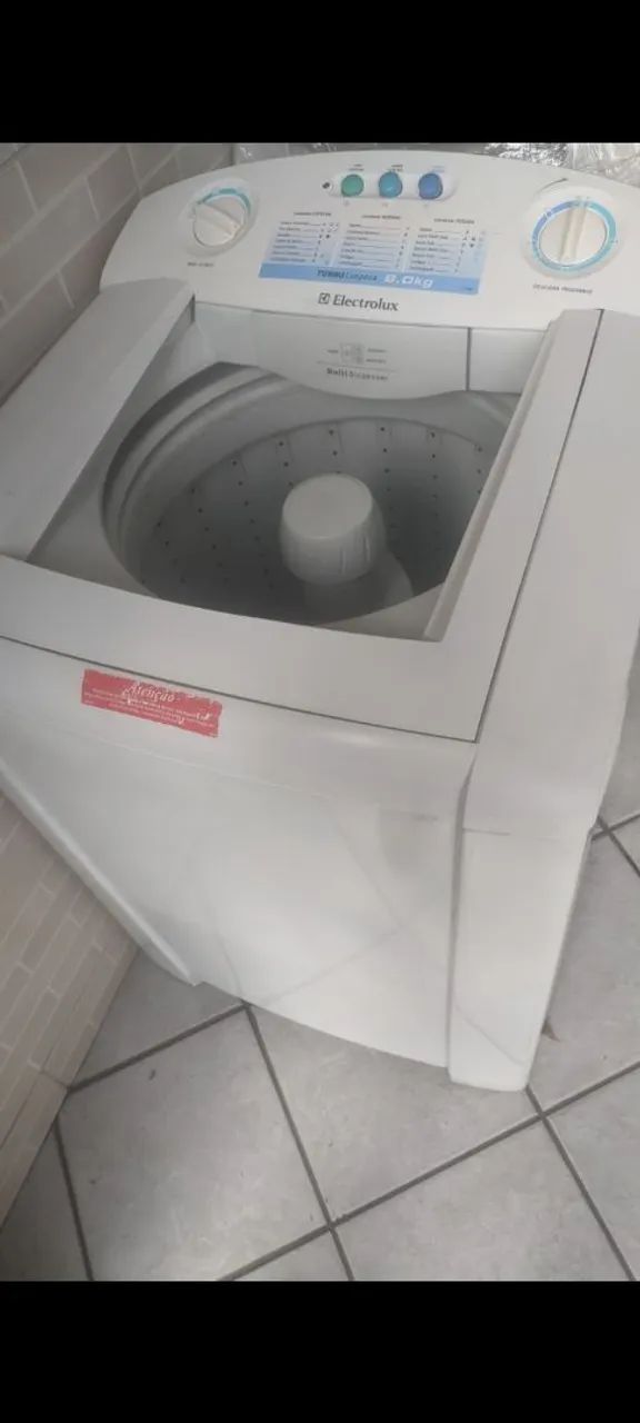 Máquina de Lavar Roupa Electrolux 9kg modelo grande ótimo estado