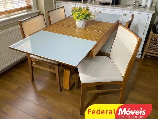 Mesa de jantar extensiva 4 cadeiras1.70 aberta