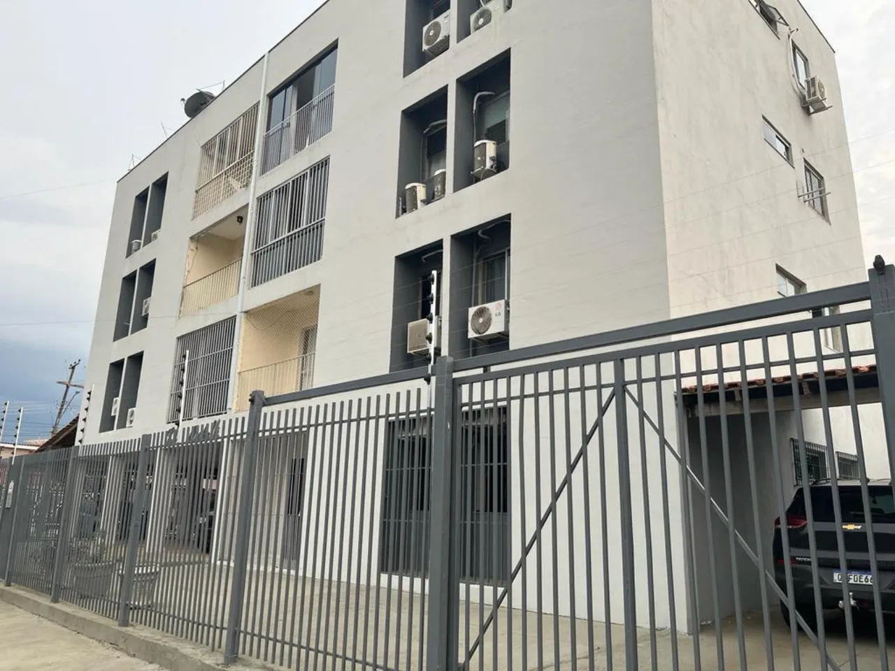 Vendo um Apartamento no.Edifício Michelle possui 104 metros quadrados com 3 quartos