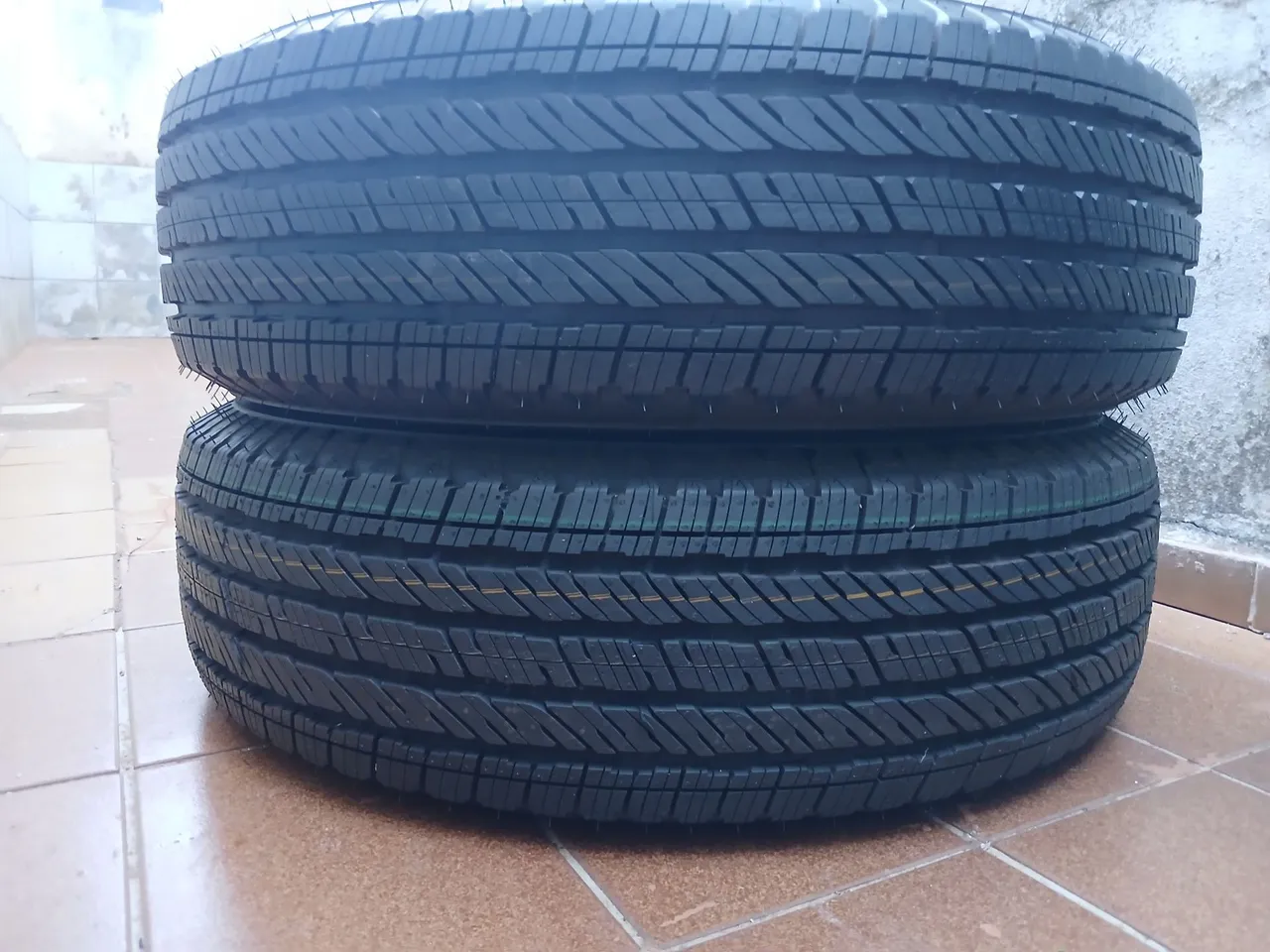 Pneus aro 17 para caminhonetes
