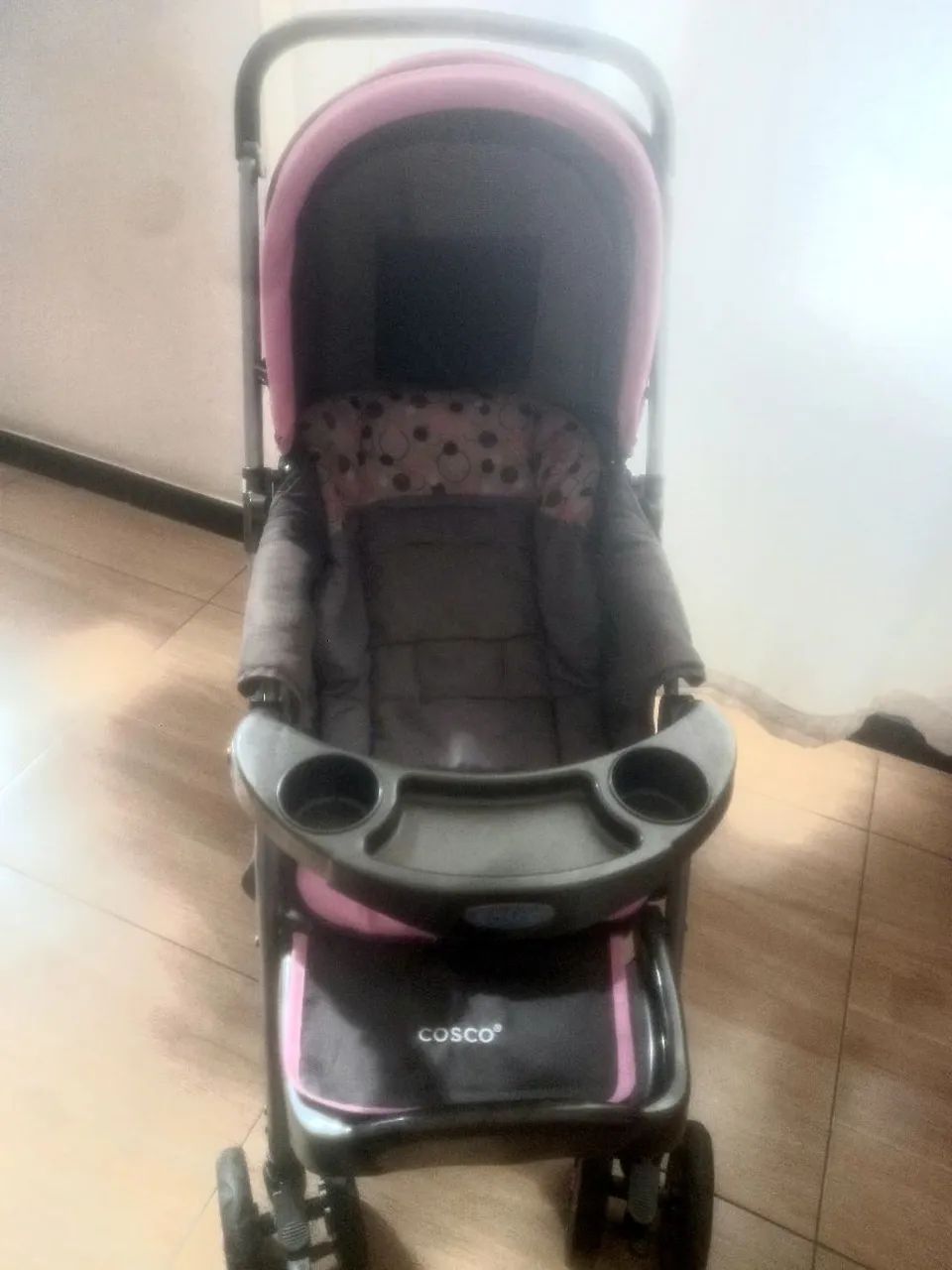 Carrinho de Bebê Cosco - Rosa e Cinza - Foto 2