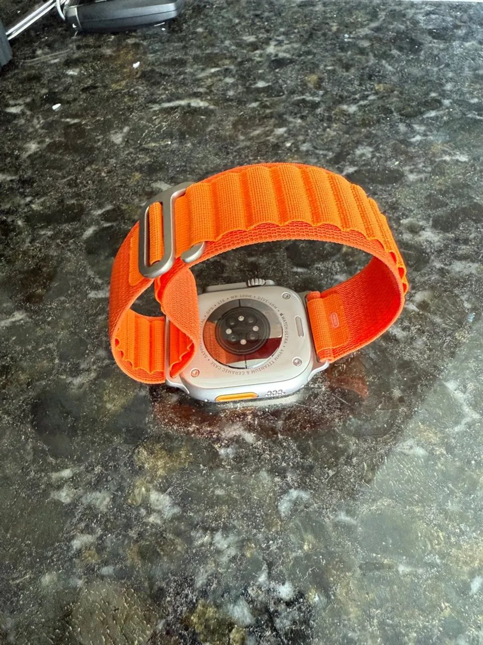 Apple Watch Ultra com Pulseira Ocean Laranja - Foto 4