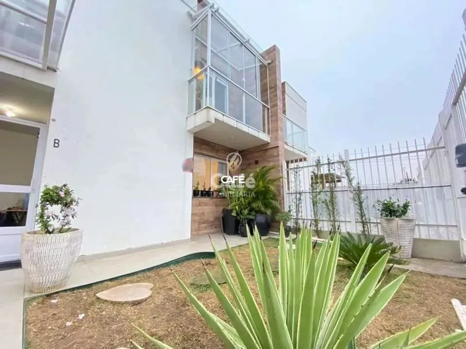 Casa, Sobrado, 2 Dormitórios, 2 Banheiros, 1 Vaga, Sacada, Nossa Senhora Da Medi